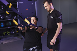 2019_43_female_TRX_smiling_PT
